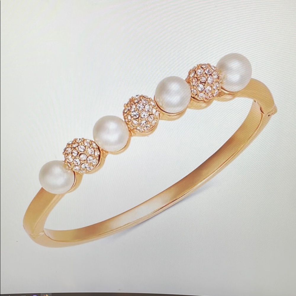 Charter Club  Gold Tone Fireball and Faux Pearl Bracelet Bangle NWOT